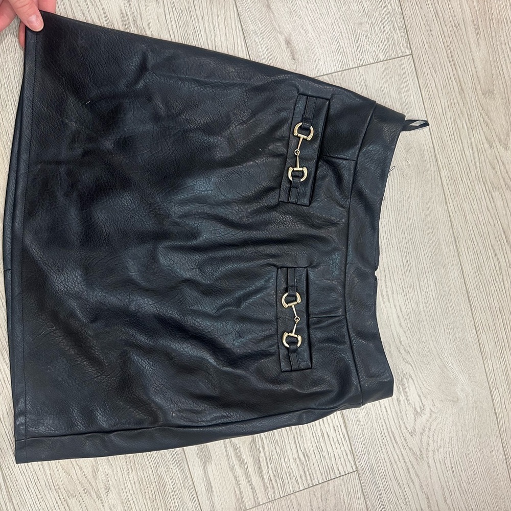 7 FOR ALL MANKIND skirt S - Picture 3 of 8